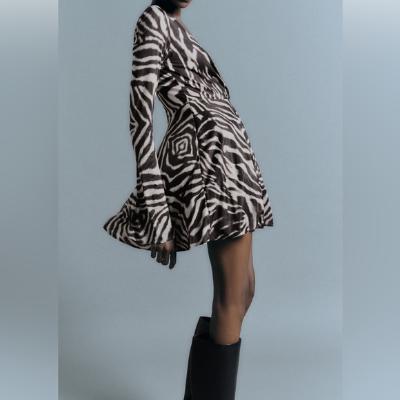 🔴🆕 Zara Zebra Print Dress - Picture 3 of 8